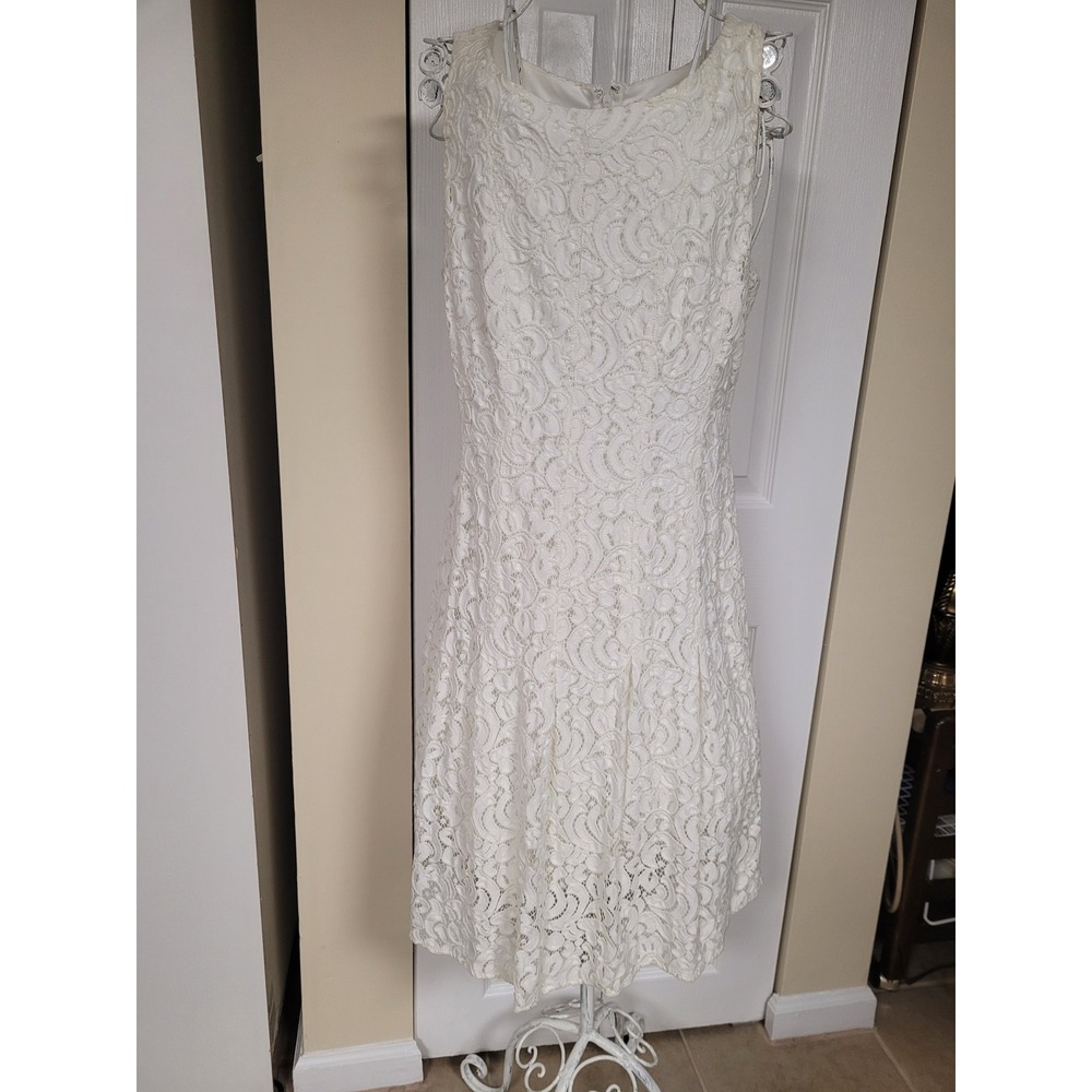 Ivory Floral Lace Sleeveless Fit& Flare Dress White Bridal Ivanka Trump Size 10